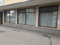 Inchiriez spatiu comercial in Deva, 1 Decembrie (Ultracentral), 120 mp