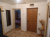 Apartament cu 3 camere si 2 bai, decomandat - zona Racadau