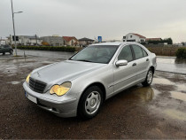 Mercedes C-klasse 180 W203 2002 automat