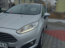 Ford fiesta 2015 masina