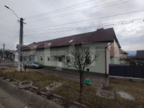 Casa 4 camere,200mp,teren 3000 mp,zona Livezile