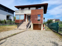 Casă indiaviduala cu 4 camere, 300 mp, curte 1000 mp, gara