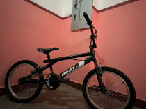 Bicicletă BMX ca nouă! Perfectă pentru aventură