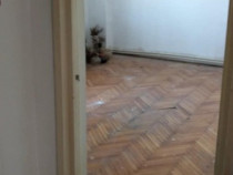 Apartament 4 camere decomandat Careiului