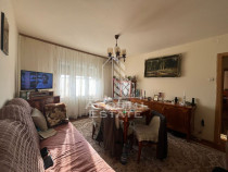 Apartament cu 3 camere, semidecomandat,etaj intemediar, z...