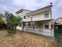 Casa individuala cu 7 camere, P+M, zona Calea Martirilor