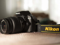 Nikon D3300 NOU, Geanta, 2 carduri