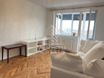 Apartament cu 2 camere, balcon, zona Garii