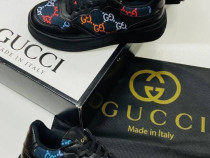 Adidasi dama GUCCI