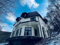 ???? Pensiune de vânzare în Moieciu – teren 1.900 mp, pr