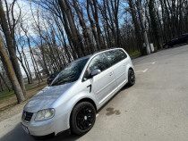 Volkswagen Touran 2005 bine intretinut