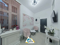 Salon &icirc;nchiriat &ndash; Afacere la cheie pe B-dul Revoluției, Arad