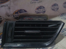 Grila ventilatie stanga Skoda Octavia 3