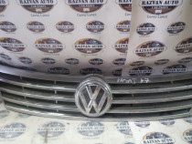Grila bara fata Volkswagen Passat B7