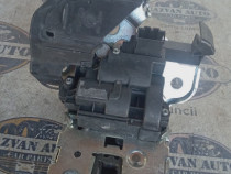 Broasca hayon Volkswagen Jetta 2012