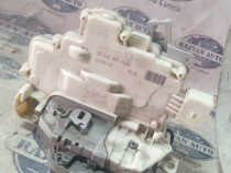 Broasca dreapta fata Volkswagen Touareg 2013