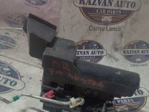 Broasca dreapta fata Dacia Duster