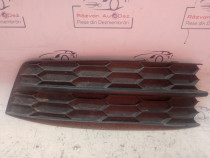 Grila proiector stanga Skoda RAPID 2013