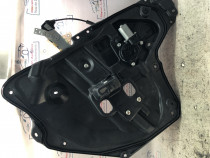 Macara geam stanga fata Mazda 3 Berlina 2015