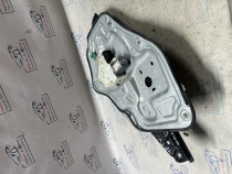 Macara geam stanga fata Skoda Yeti 2011