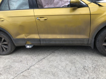 Prag dreapta plastic Volkswagen T-Roc 1.5 Benzina 2018