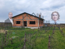 Casa Bucesti / Teren 3400 mp / Gaz, curent, apa, canalizare