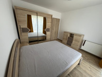 INCHIRIEZ apartament 2 camere,recent renovat ,zona Centrala