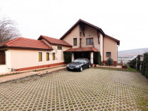 Vila formata din 4 unitati locative in Cordau, zona Presiden