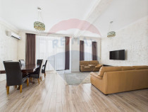 Apartament deosebit cu 3 camere | Curte 63 mp | Damaroaia