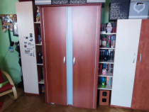 Mobilă modulara, dulapuri și rafturi