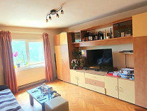 Apartament 4 camere, decomandat - zona Tractorul