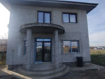 Casa placa beton intre etaje Lazu