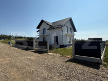 Casa etaj, 120 mp utili, 320 mp teren, zona Burdujeni