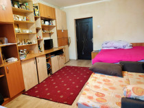 Garsoniera decomandata - Zona Racadau