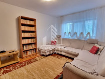 Apartament cu 3 camere, decomandat, 2 bai, zona Calea Ara...