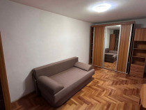 Garsoniera decomandat - zona Racadau