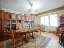 De v&acirc;nzare &ndash; Apartament 4 camere decomandat &ndash; ultrac...