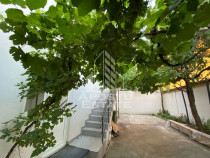 Casa P+1 cu 2 apartamente - pozitie excelenta pe Aleea Gh...