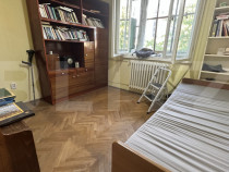 Apartament 2 camere, decomandat, zona Rogerius