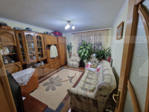 Apartament cu 2 camere renovat, 50 mp utili, zona centrală,