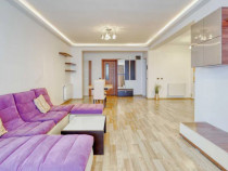 Apartament 3 camere, decomandat - zona Tractorul