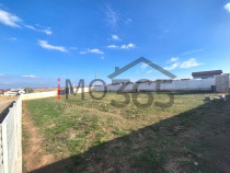 Teren intravilan Bradu 1000mp 25m deschidere