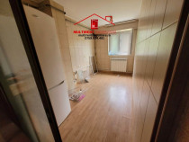 Apartament 3 camere situat in Bloc Parc pe strada Isaccei