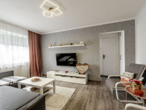 Apartament la etajul 3 cu 2 camere la cheie in zona Roman...