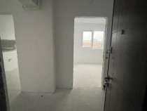 Apartament decomandat, balcon, toate utilitățile, Sos Alexandriei