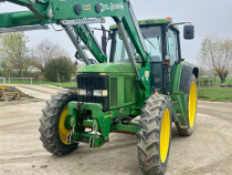Tractor John deere 6800.