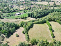 Teren intravilan, priveliste deosebita