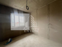 Casă tip duplex pe parter – confort, lumină și lini?...