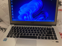 Laptop Acer 14’ in perfecta stare. intel i3/6’ gen