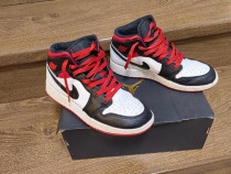 Air Jordan 1 mid